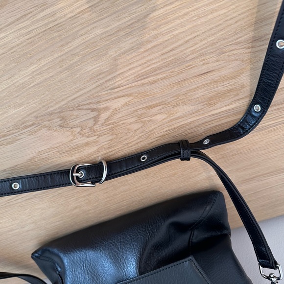 Black vegan leather cross body purse - Picture 8 of 9